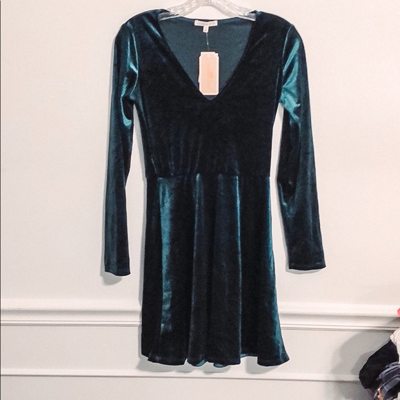 Copper Key green velvet dress NWT size S - Picture 1 of 3